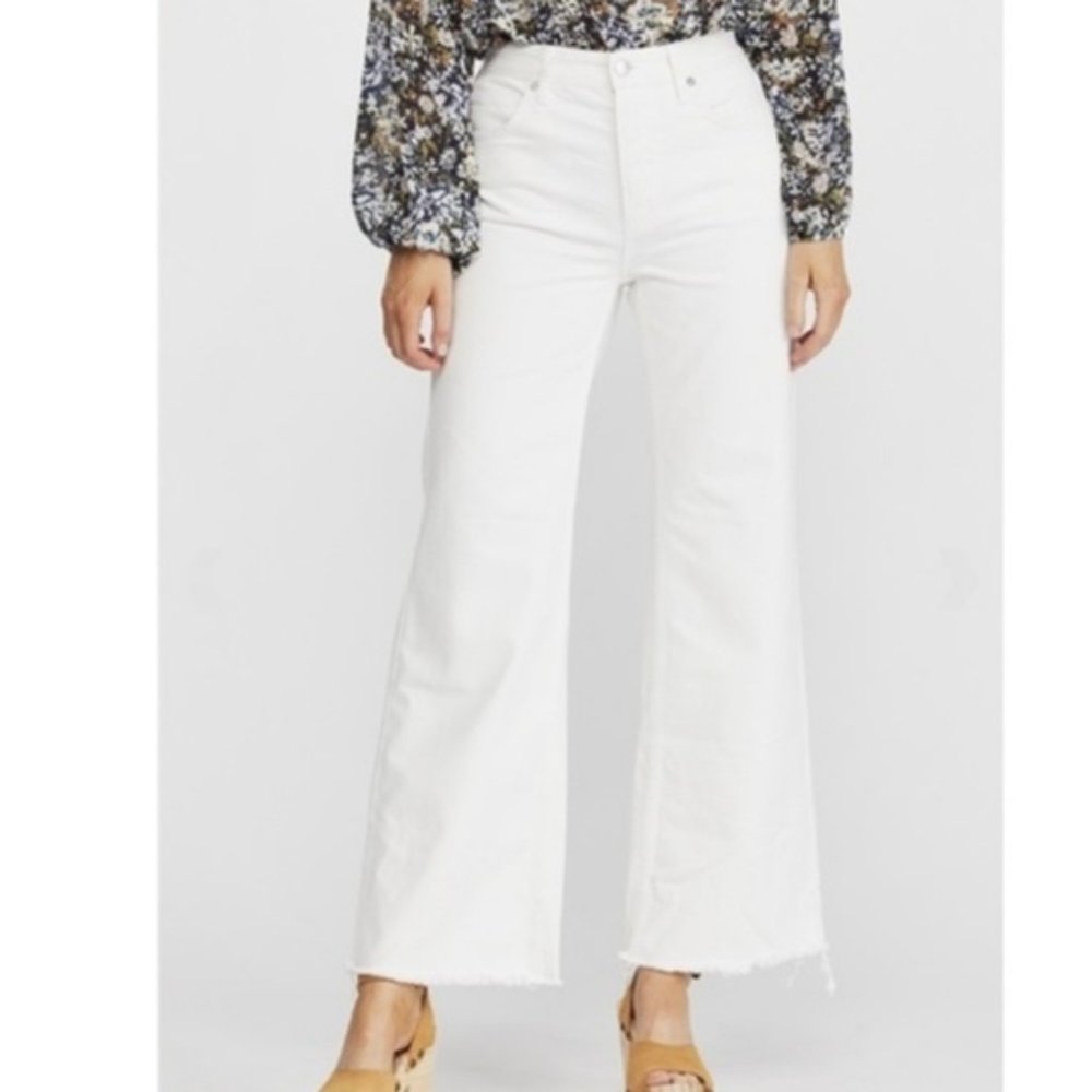 Free People Straight Flare Jeans. 28, 27